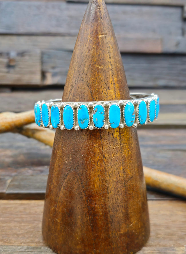 Vintage/Estate Sterling Silver Turquoise Cuff - 6 1/2 in.