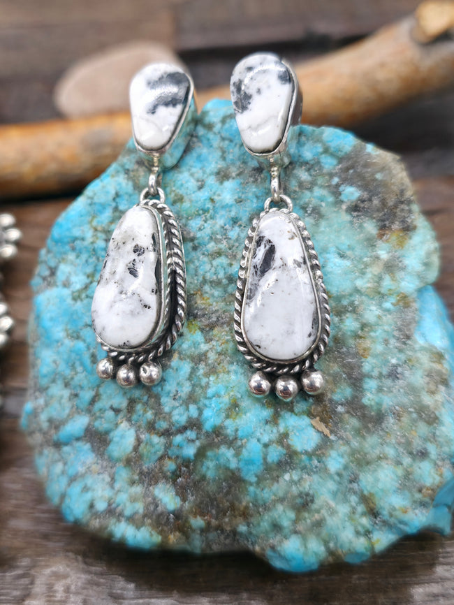Sterling Silver White Buffalo Necklace and Earring Set by Linda Yazzie - 24 in