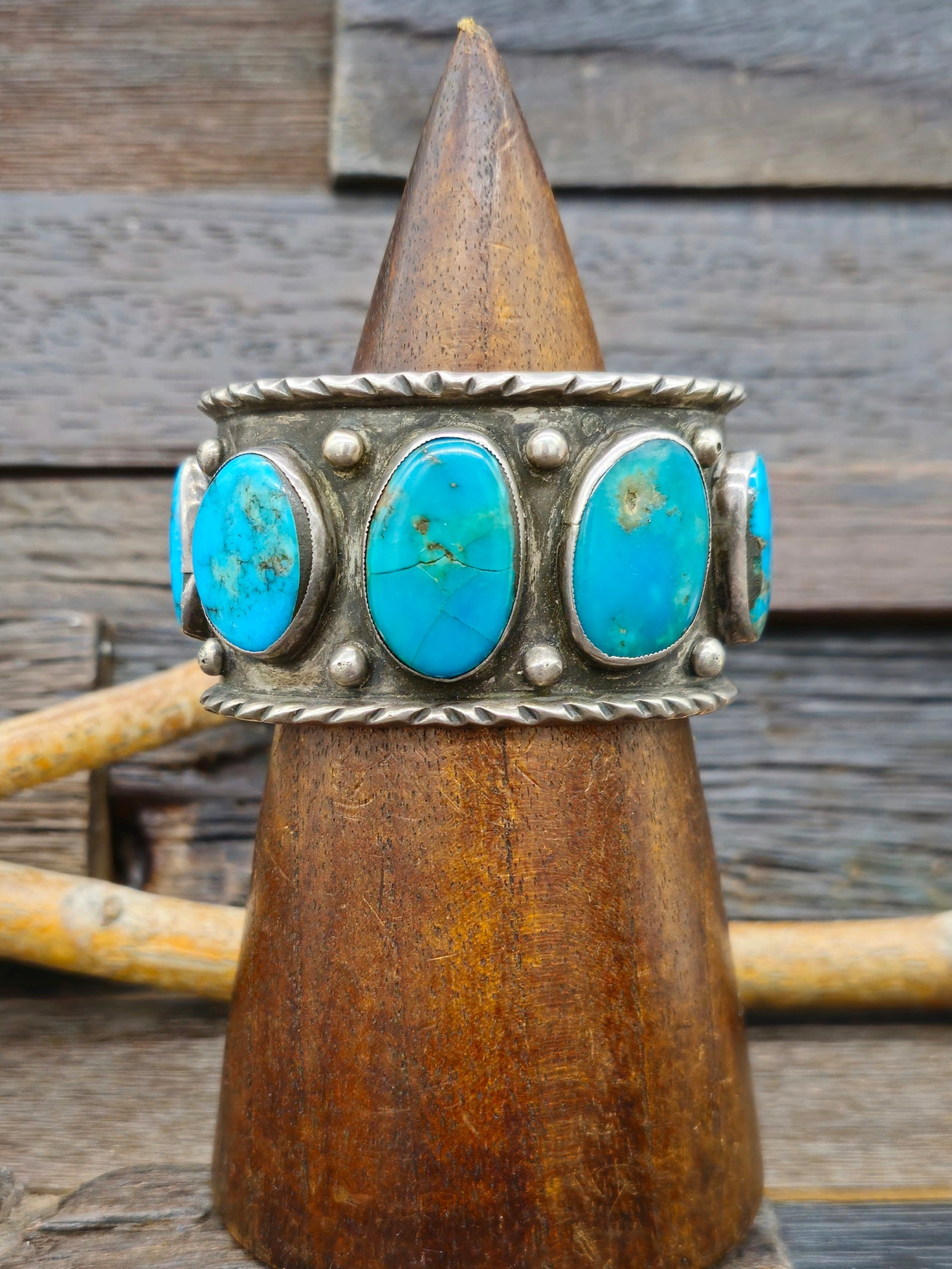 Vintage/Estate Sterling Silver Five Stone Turquoise Cuff - 7 in.